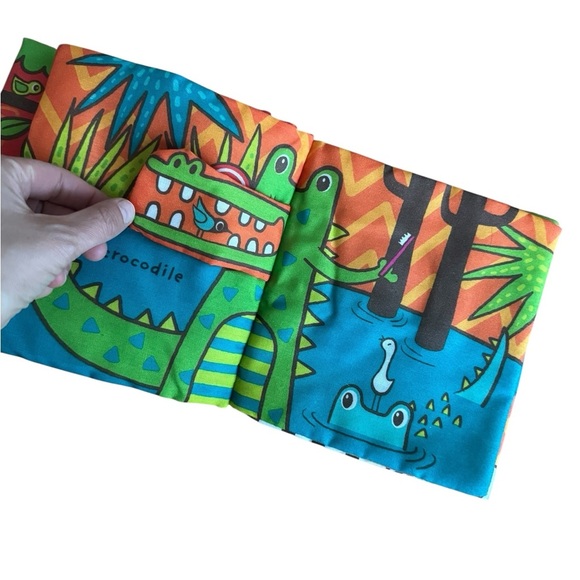 Melissa and Doug K’s Kids Wild Animals Soft Activity Book Baby Boy Girl 0+ - Picture 11 of 11